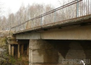 Аварийный мост в Унече намерены закрыть на ремонт