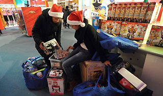 Названы худшие подарки на Новый год Названы худшие подарки на Новый год