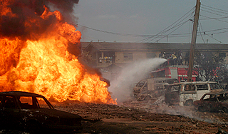 В Нигерии взорвали церкви с прихожанами В Нигерии взорвали церкви с прихожанами