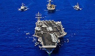 США направили к Ирану авианосец США направили к Ирану авианосец