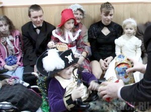Для детей-инвалидов устроили новогодний праздник