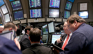 Угрозы Ирана взвинтили цены на нефть Угрозы Ирана взвинтили цены на нефть