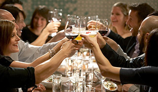 Что и как пить за новогодним столом Что и как пить за новогодним столом