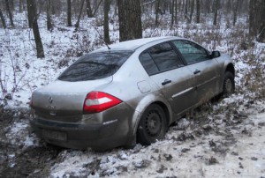 Белорусы разбились в Брянской области на угнанной машине