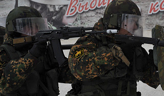 В Чечне обнаружено логово боевиков В Чечне обнаружено логово боевиков