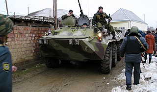 В горах Чечни блокирована банда боевиков В горах Чечни блокирована банда боевиков