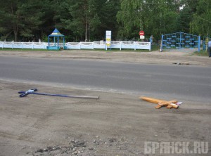 Отдали под суд двух жителей Унечи, разгромивших местное кладбище