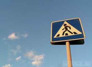 Начинающий водитель автомобиля сбил женщину на «зебре»