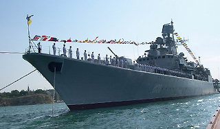 Украинский солдат сломал военный корабль Украинский солдат сломал военный корабль