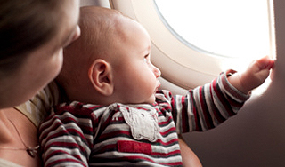 В самолете из Якутска умер младенец В самолете из Якутска умер младенец