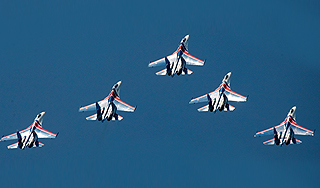 "Русские витязи" взяли курс на Бахрейн "Русские витязи" взяли курс на Бахрейн