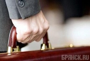 Жирятинского чиновника ждет суд за мошенничество