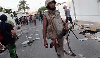 Повстанцы захватили пригород Дамаска Повстанцы захватили пригород Дамаска