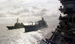 Иран может установить мины в проливе Иран может установить мины в проливе