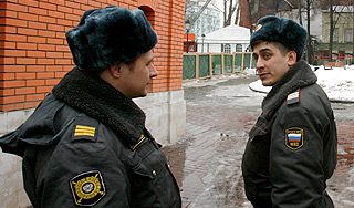 Немец заявил о похищении дочери в Москве Немец заявил о похищении дочери в Москве