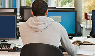 Microsoft вычислила "русского хакера" Microsoft вычислила "русского хакера"