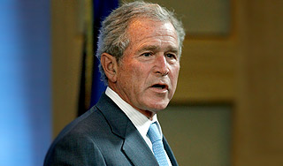 К Бушу прорывался вооруженный телепат К Бушу прорывался вооруженный телепат