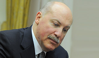 Мезенцеву не хватило 9000 голосов Мезенцеву не хватило 9000 голосов