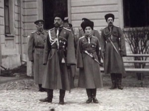 В Брянск привезли фотовыставку об истории царского конвоя Фото: pravtor.ru