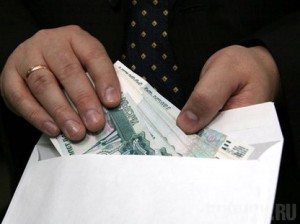 Предприниматель попался при попытке подкупа чиновника Фото: izvestiaur.ru