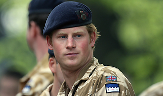 Принца Гарри взяли в заложники Принца Гарри взяли в заложники