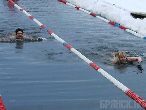 Брянчанки победили на чемпионате мира по зимнему плаванью