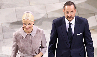 Вояж принца прервал дым в самолете Вояж принца прервал дым в самолете