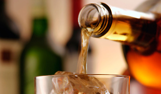 Бутылку виски продают за 160 тысяч долларов Бутылку виски продают за 160 тысяч долларов