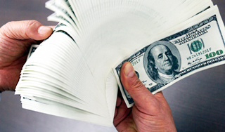 Миллионерше из России угрожают в США Миллионерше из России угрожают в США