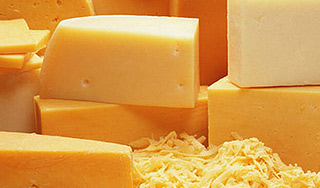 Онищенко изымает из продажи сыры Онищенко изымает из продажи сыры