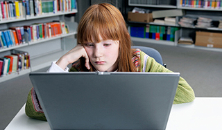 Детей-самоубийц будут выискивать в Сети Детей-самоубийц будут выискивать в Сети