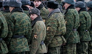 В российской армии стали чаще бить солдат В российской армии стали чаще бить солдат