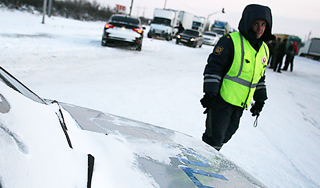 В России разрешили пересекать сплошную В России разрешили пересекать сплошную