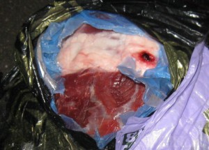 На прилавки едва не попали подозрительные продукты