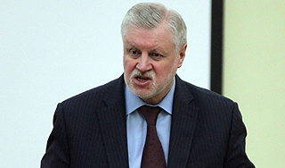 Прохоров обогнал Миронова Прохоров обогнал Миронова