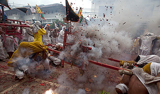 Бомба выскользнула из рук иранца в Бангкоке Бомба выскользнула из рук иранца в Бангкоке