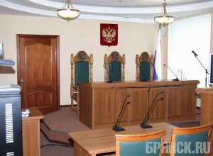 Шесть лет «строгача» дали мужчине, избившему мать стулом