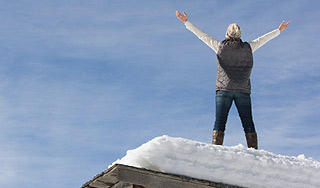 Женщина выжила после падения с 16-го этажа Женщина выжила после падения с 16-го этажа