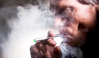 Электронная сигарета оторвала мужчине язык Электронная сигарета оторвала мужчине язык