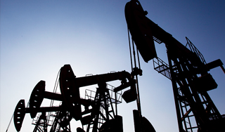 Иран взвинчивает цены на российскую нефть Иран взвинчивает цены на российскую нефть