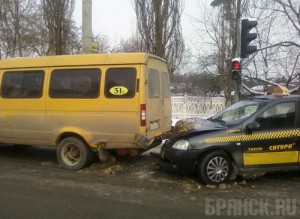 Трехлетняя девочка пострадала в серьезной автоаварии