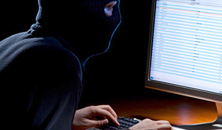 Россиянку арестовали за кибермошенничество Россиянку арестовали за кибермошенничество