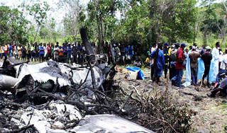 В Африке рухнул самолет-разведчик США В Африке рухнул самолет-разведчик США