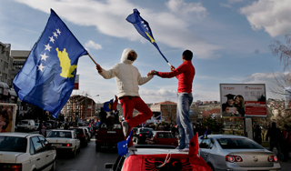 Сербия расширила статус Косово Сербия расширила статус Косово