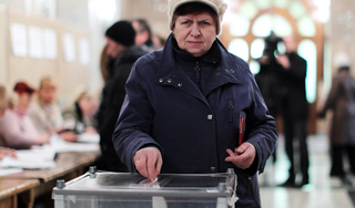 В Москве отрепетировали выборы В Москве отрепетировали выборы