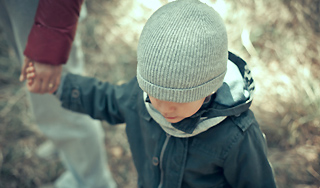 Мать продала сына за 300 тысяч рублей Мать продала сына за 300 тысяч рублей