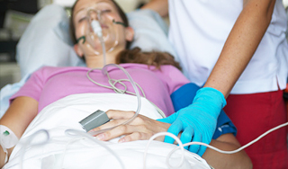 Американка играла в баскетбол в коме Американка играла в баскетбол в коме