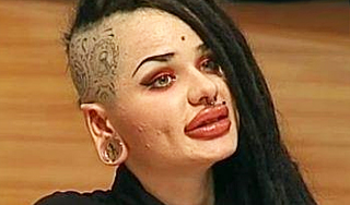 Россиянка обзавелась эльфийскими ушами Россиянка обзавелась эльфийскими ушами