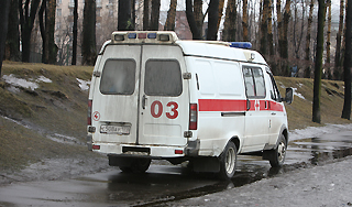 Отец отравил дочь водкой Отец отравил дочь водкой