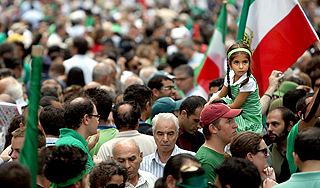 Россия хочет снять санкции с Ирана Россия хочет снять санкции с Ирана